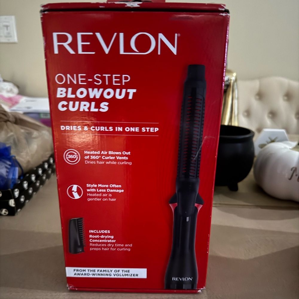 Revlon One-Step Blowout Curls